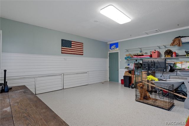 5475 S Island Drive, Homosassa, FL 34448