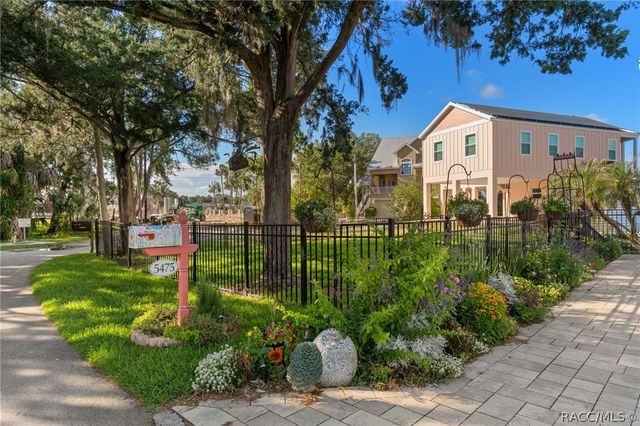 5475 S Island Drive, Homosassa, FL 34448