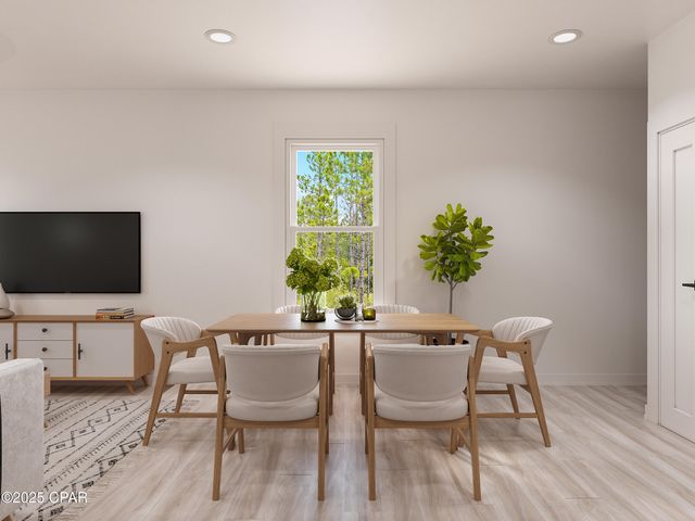 2603 E 6th Street, Panama City, FL 32401