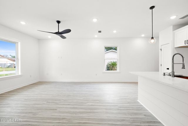 2603 E 6th Street, Panama City, FL 32401