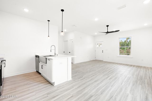 2603 E 6th Street, Panama City, FL 32401