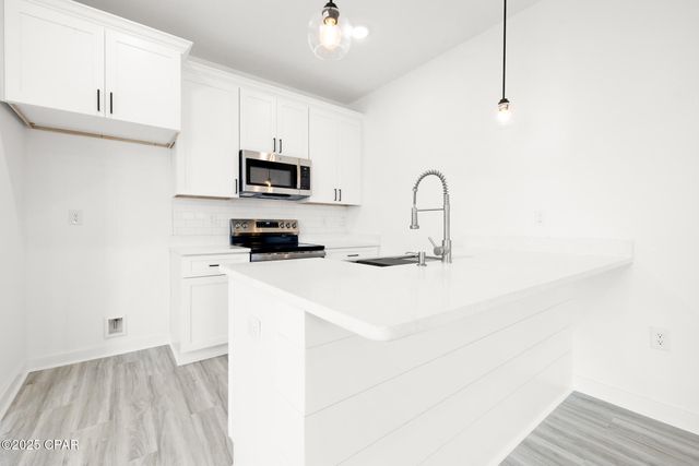 2603 E 6th Street, Panama City, FL 32401