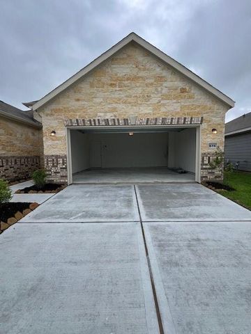 678 Imperial Loop, Alvin, TX 77511