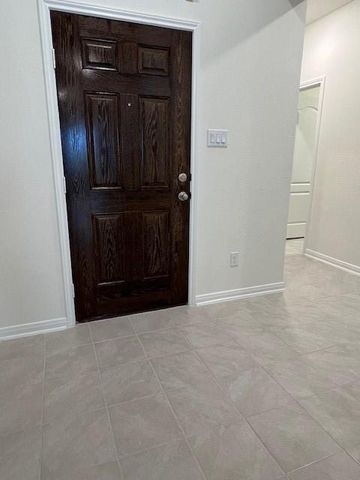 678 Imperial Loop, Alvin, TX 77511