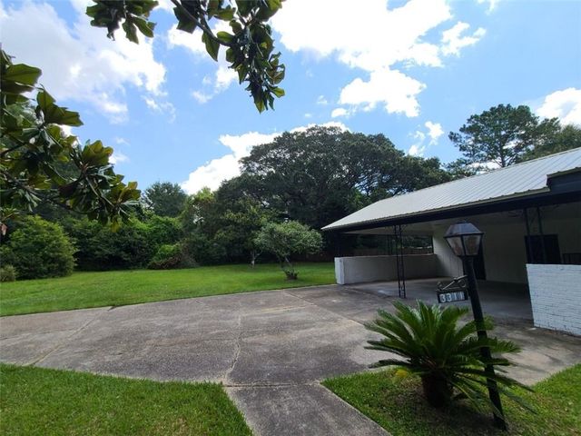 3311 Club House Road, Mobile, AL 36605