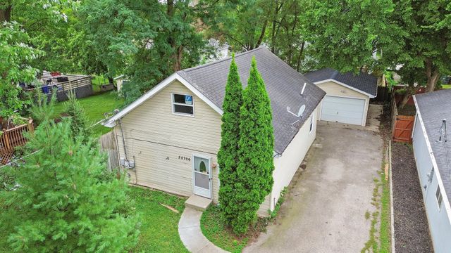 35706 N Benjamin Avenue, Ingleside, IL 60041