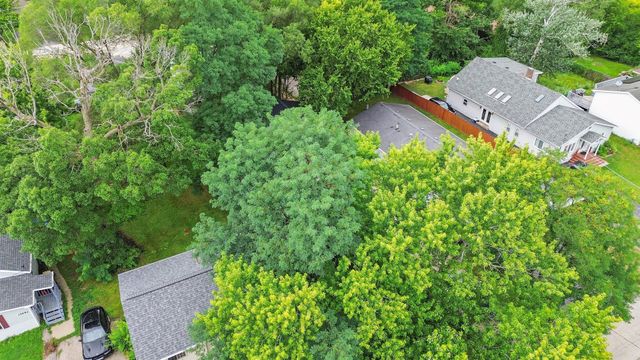 35706 N Benjamin Avenue, Ingleside, IL 60041