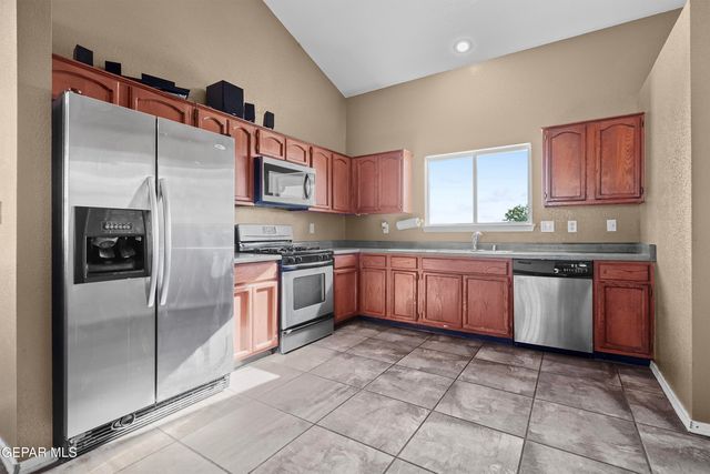 11984 MESQUITE MIEL Drive, El Paso, TX 79934