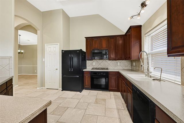 18819 Forest Deer Road, Houston, TX 77084