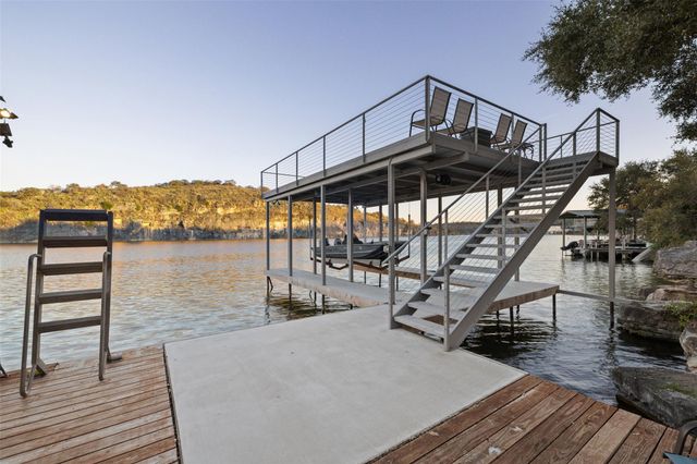 1204 Los Escondidos ST, Marble Falls, TX 78654