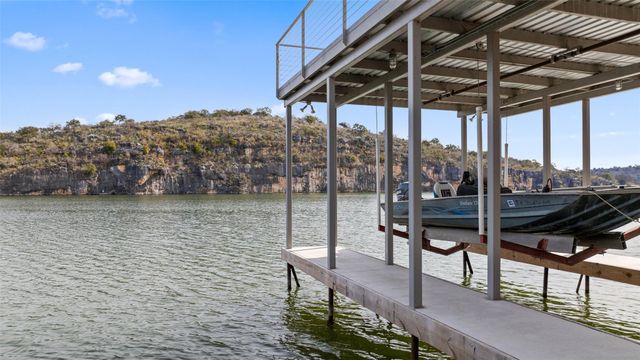 1204 Los Escondidos ST, Marble Falls, TX 78654