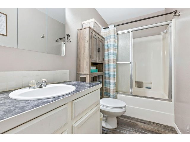 233 E 19th St Rd, Greeley, CO 80631