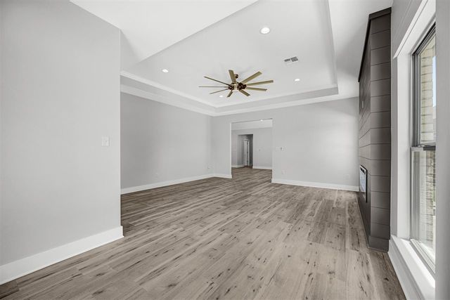 6917 NW Silver Creek Cir, Lawton, OK 73505