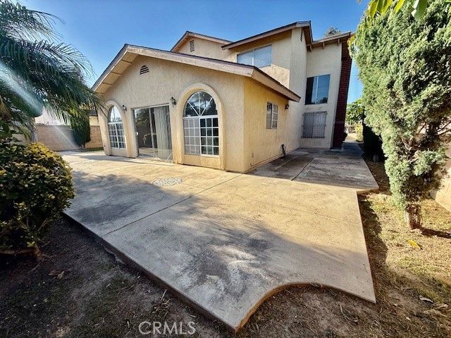 1822 W Moore, Santa Ana, CA 92704