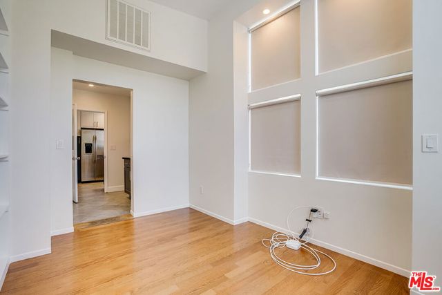 11819 Pacific Avenue, Los Angeles, CA 90066