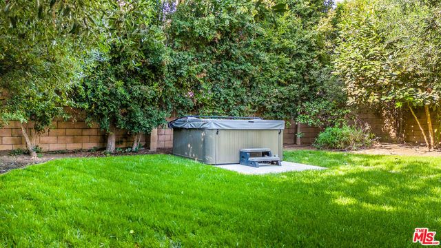 11819 Pacific Avenue, Los Angeles, CA 90066