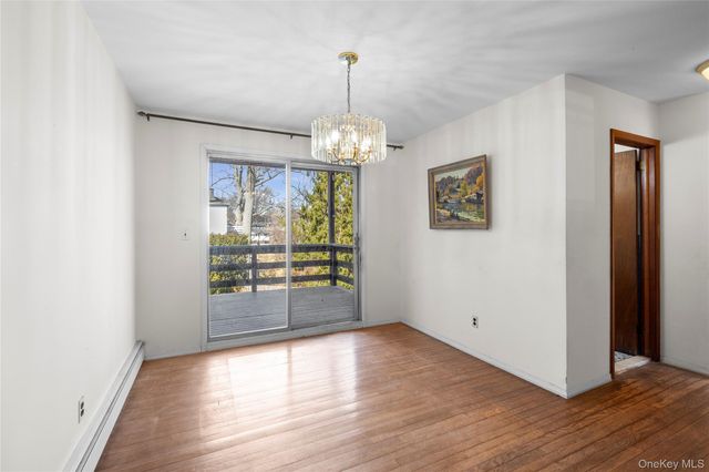 11 Delaware Avenue, Port Washington, NY 11050