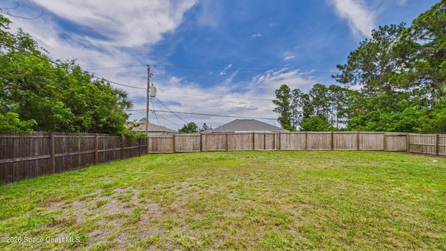 3147 Winchester Avenue SE, Palm Bay, FL 32909