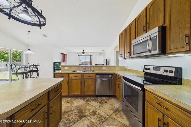 3147 Winchester Avenue SE, Palm Bay, FL 32909