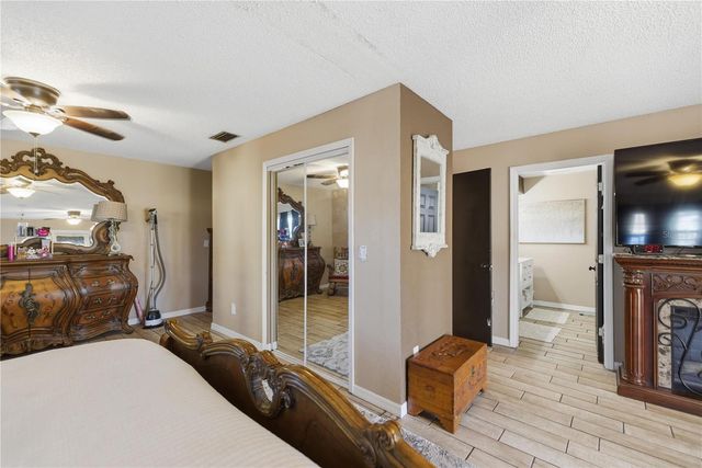 1166 SE 44TH AVENUE, Ocala, FL 34471