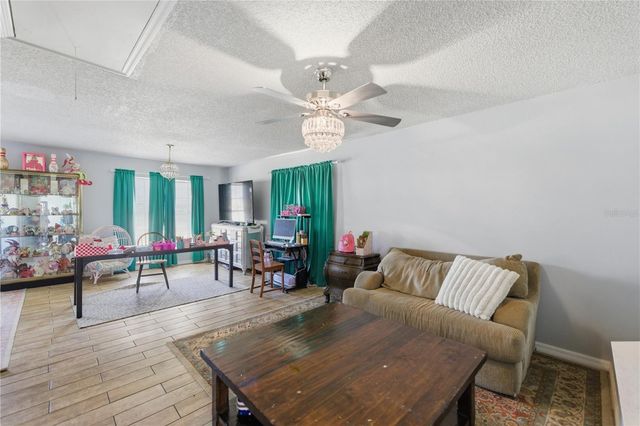 1166 SE 44TH AVENUE, Ocala, FL 34471