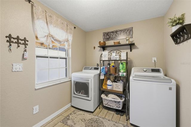 1166 SE 44TH AVENUE, Ocala, FL 34471