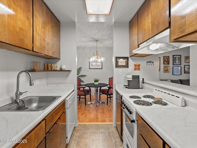 2955 Lakeside Drive 228, Reno, NV 89509