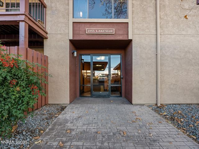 2955 Lakeside Drive 228, Reno, NV 89509