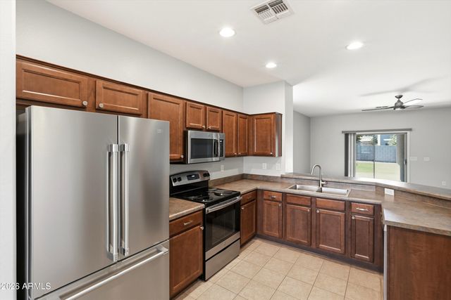 225 W REEVES Avenue, Queen Creek, AZ 85140