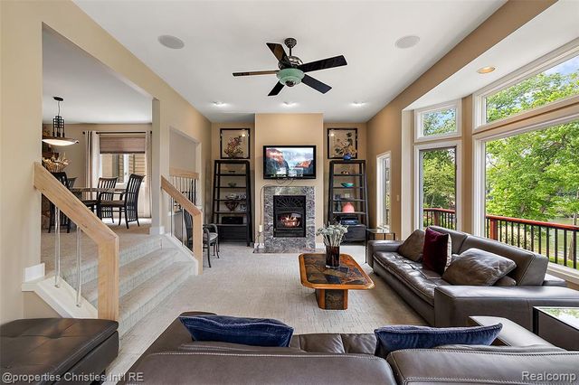 1739 Ridge Road, White Lake, MI 48383