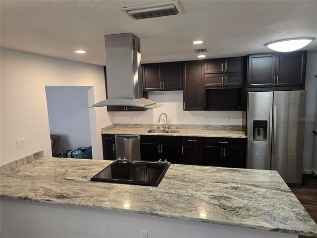 4548 FOREST WOOD TRAIL 27, Sarasota, FL 34241