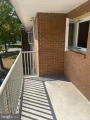 300 WINDING WAY #B-16, Downingtown, PA 19335
