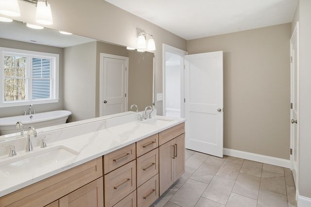 16 St Paul Lane Lot 20, Westford, MA 01886