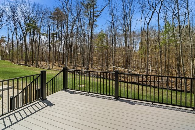 16 St Paul Lane Lot 20, Westford, MA 01886