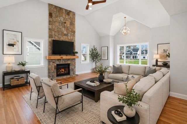 16 St Paul Lane Lot 20, Westford, MA 01886