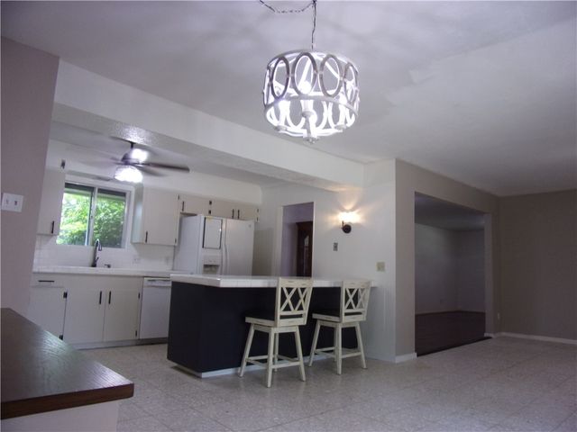609 Brock Dr, Corpus Christi, TX 78412