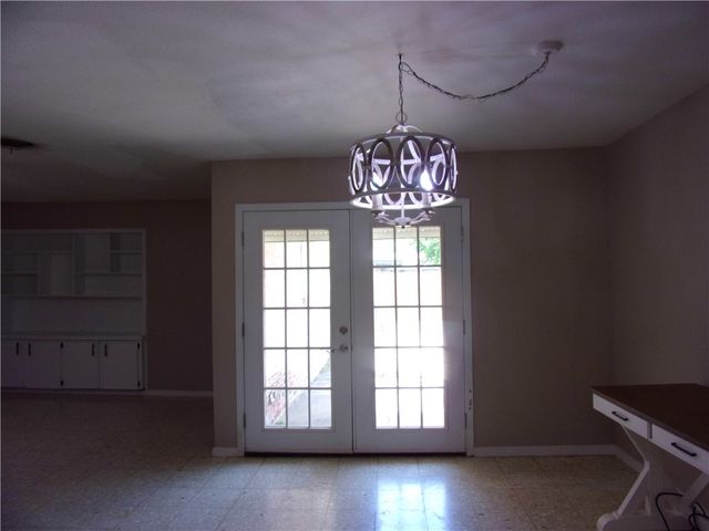 609 Brock Dr, Corpus Christi, TX 78412
