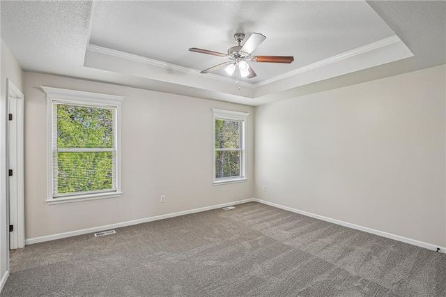 1614 NW Hilltop Lane, Grain Valley, MO 64029