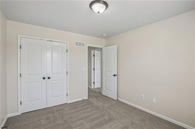 1614 NW Hilltop Lane, Grain Valley, MO 64029