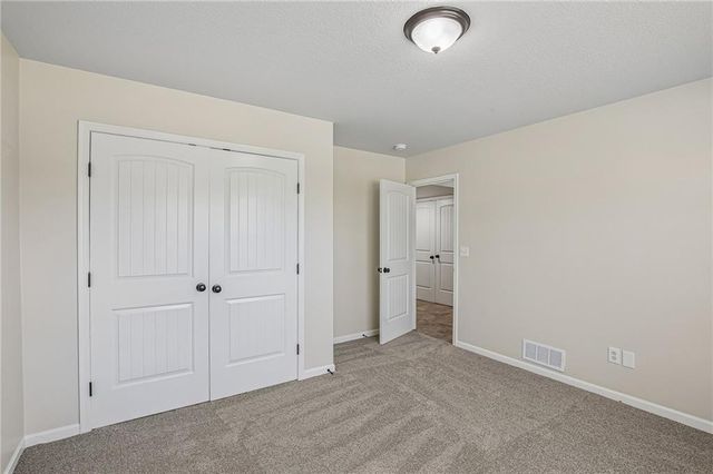 1614 NW Hilltop Lane, Grain Valley, MO 64029