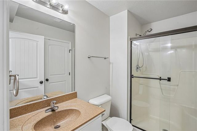 1614 NW Hilltop Lane, Grain Valley, MO 64029