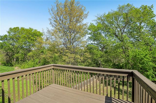 1614 NW Hilltop Lane, Grain Valley, MO 64029