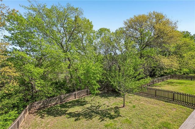 1614 NW Hilltop Lane, Grain Valley, MO 64029