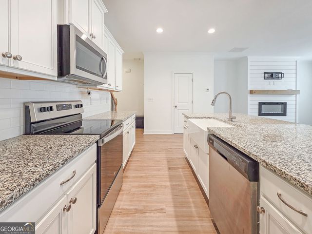 5316 Briggs Street, Flowery Branch, GA 30542