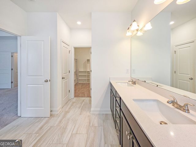 5316 Briggs Street, Flowery Branch, GA 30542