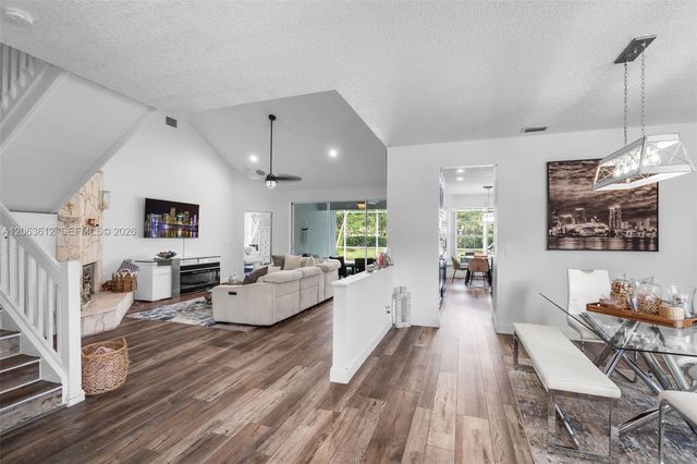 11834 Highland Place, Coral Springs, FL 33071