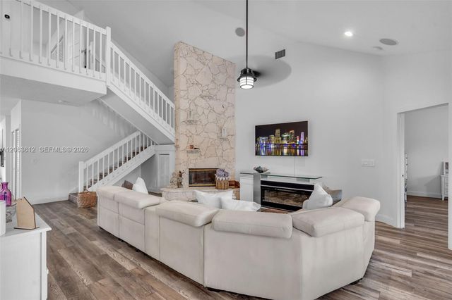 11834 Highland Place, Coral Springs, FL 33071