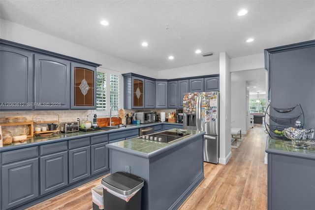 11834 Highland Place, Coral Springs, FL 33071