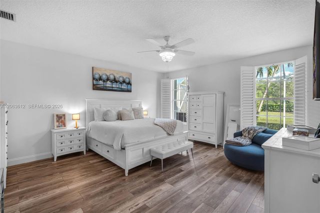 11834 Highland Place, Coral Springs, FL 33071