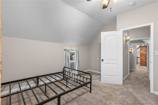 325 E 14th Street, New Albany, IN 47150